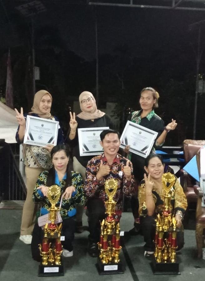 Foto bersama pemenang Lomba Posyandu 2026 di Taman Budaya Sendawar Kutai Barat